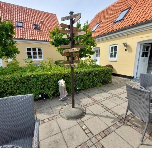 Bed and Breakfast Toftegården Guesthouse   Rooms