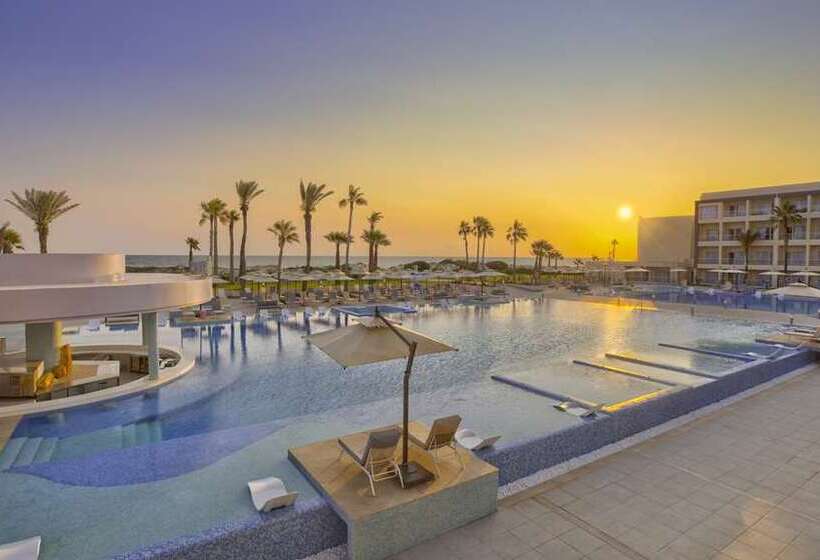 Hilton Skanes Monastir Beach Resort