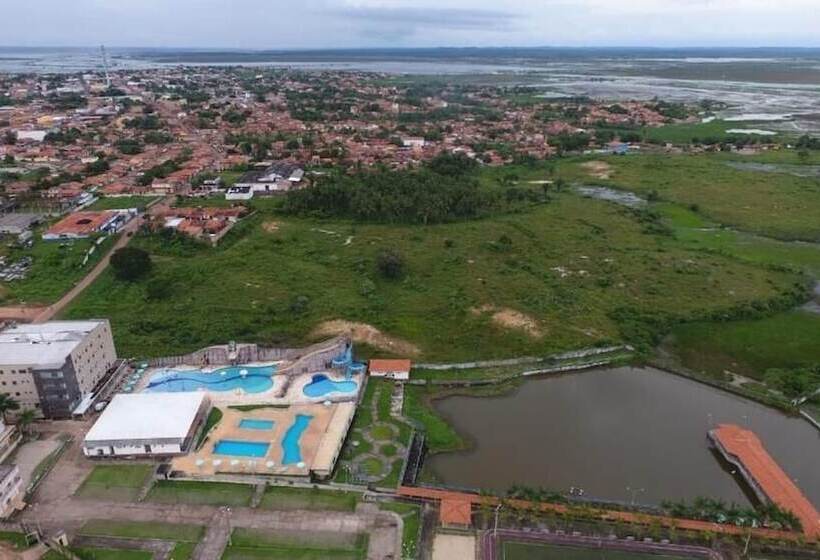 בית מלון כפרי Açai Club