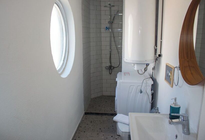 فندق Aloha Suites Mediterranean