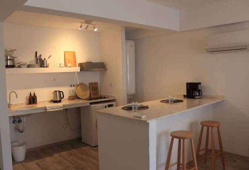 فندق Aloha Suites Mediterranean