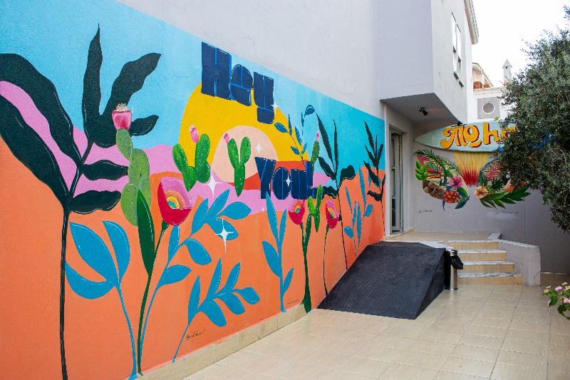 فندق Aloha Suites Mediterranean