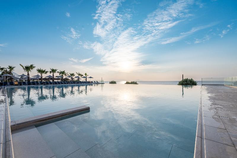 ホテル Atlantica Mikri Poli Park