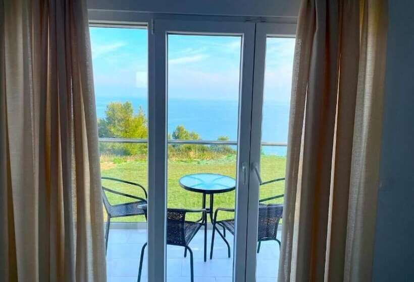 בית מלון כפרי Blue Dream Afytos