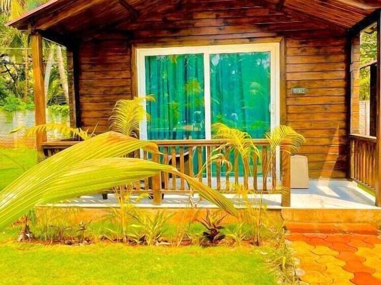 בית מלון כפרי Coco Teros Resort