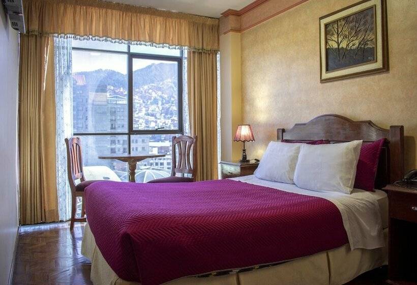 هتل Diamante Azul