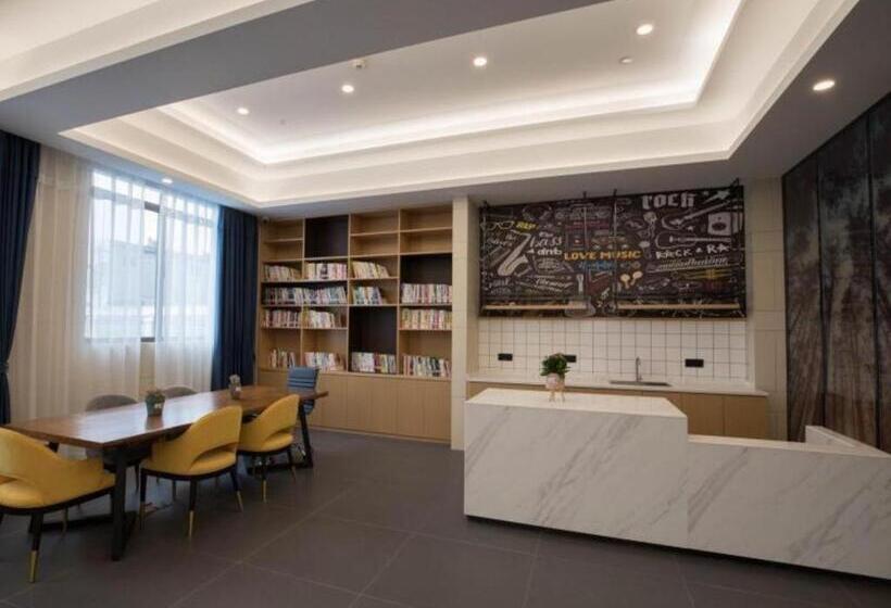 Отель Green Tree Inn Anhui Suzhou Evergrande