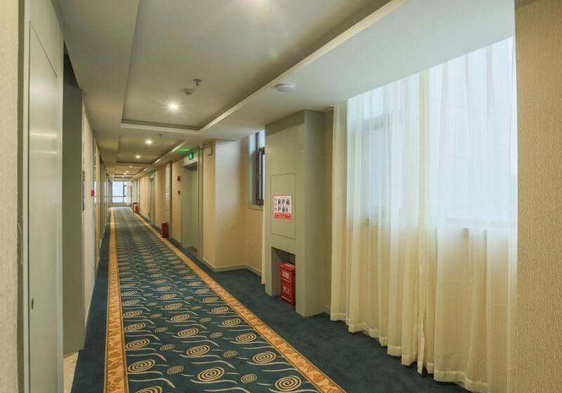 Отель Greentree Eastern Yibin Yijian Road New City Plaza