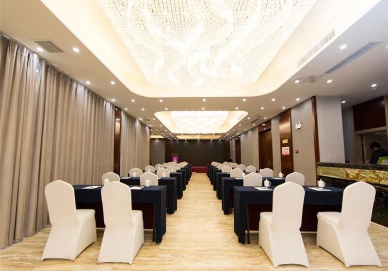 Отель Greentree Eastern Yibin Yijian Road New City Plaza