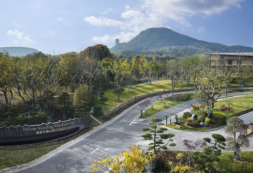 Отель Hilton Nanjing Niushoushan