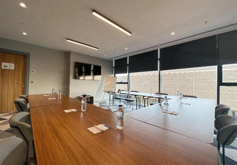 Hotel Holiday Inn Express Ankara Airport, An Ihg