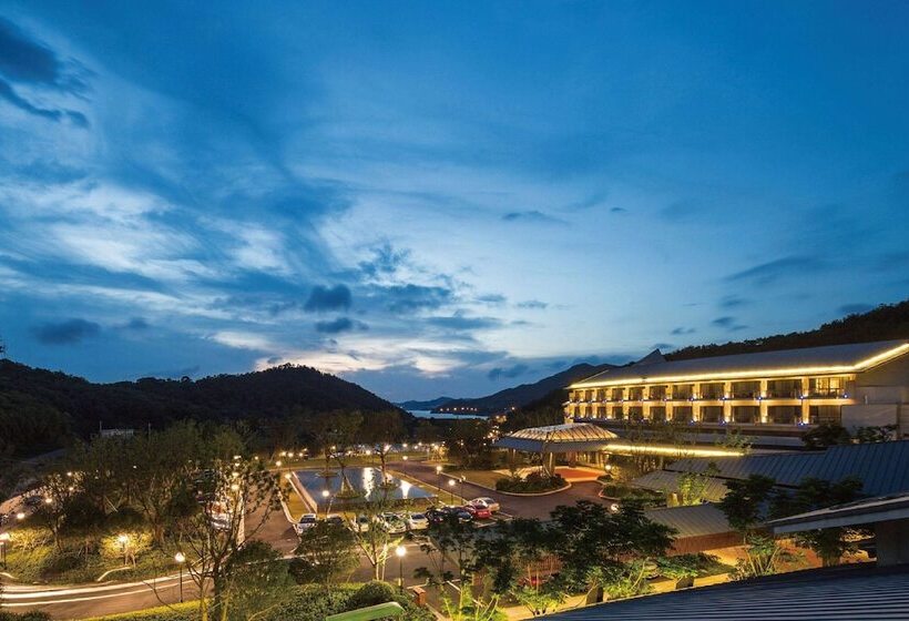 ホテル Howard Johnson By Wyndham Dongqian Lake Plaza Ningbo