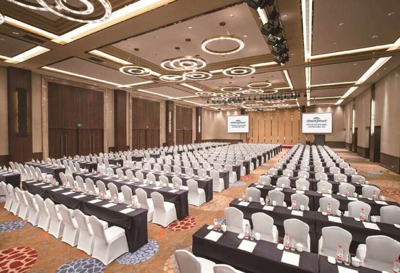 ホテル Howard Johnson By Wyndham Dongqian Lake Plaza Ningbo