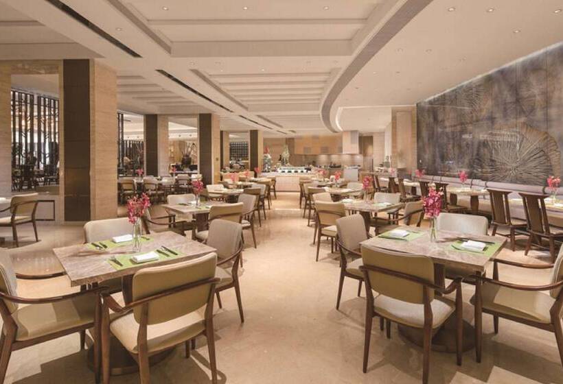 ホテル Howard Johnson By Wyndham Dongqian Lake Plaza Ningbo