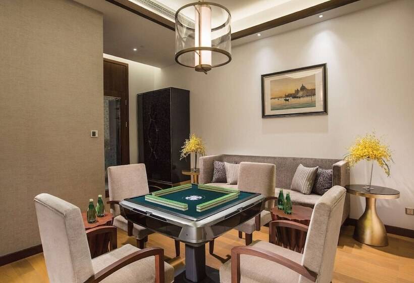 ホテル Howard Johnson By Wyndham Dongqian Lake Plaza Ningbo