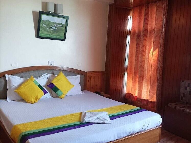 Отель Rajat Shimla