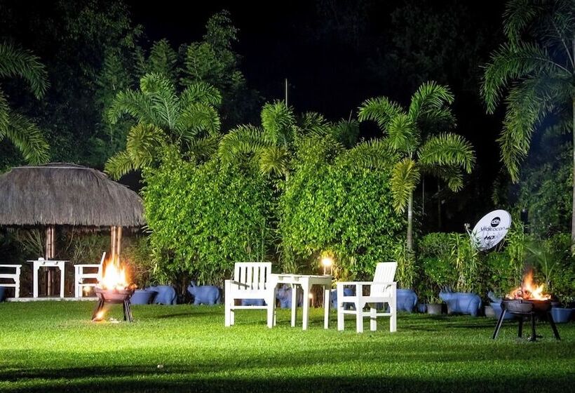 هتل Resort Borgos