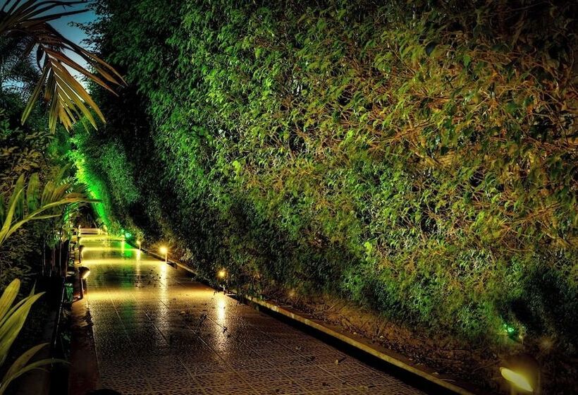 هتل Resort Borgos