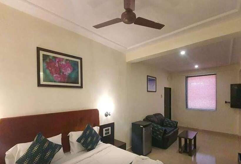 فندق Silver Leef