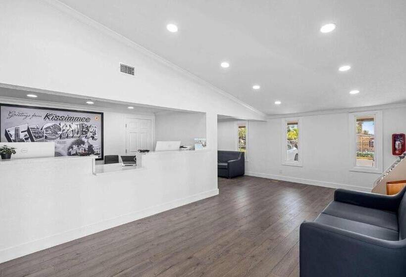 Отель Travelodge By Wyndham Kissimmee/orlando