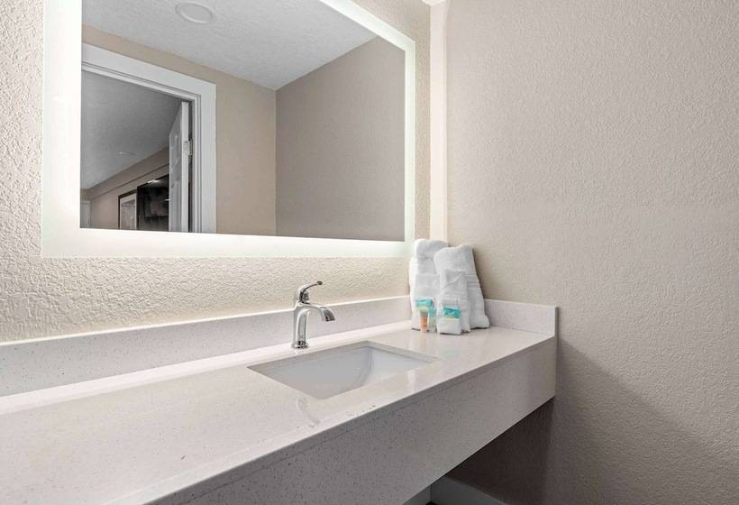 酒店 Travelodge By Wyndham Kissimmee/orlando