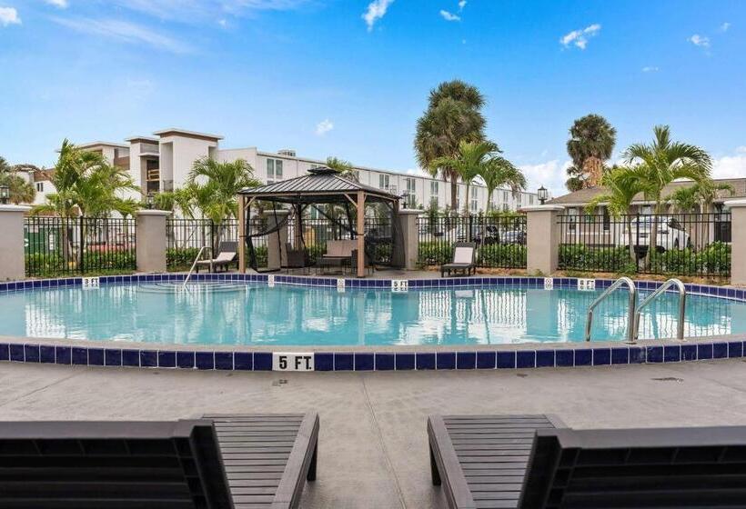 酒店 Travelodge By Wyndham Kissimmee/orlando