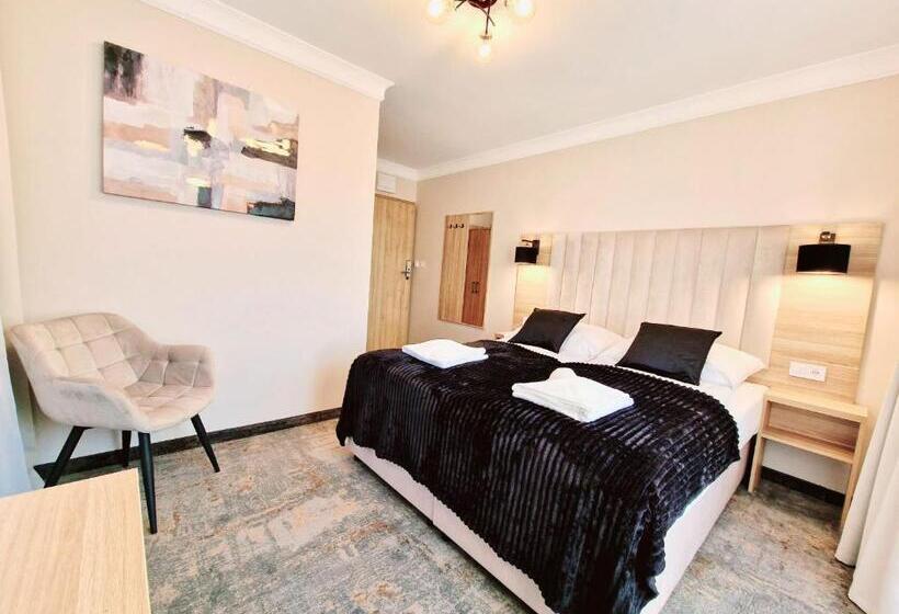 Отель Villa Cristal