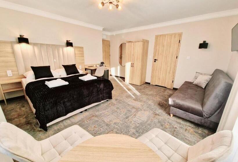 فندق Villa Cristal