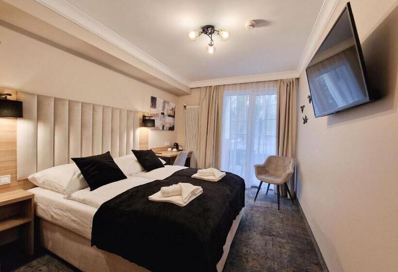 Отель Villa Cristal