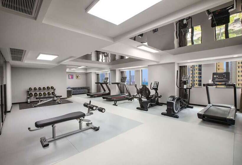 Отель Wingate By Wyndham Wuhan Optics Valley