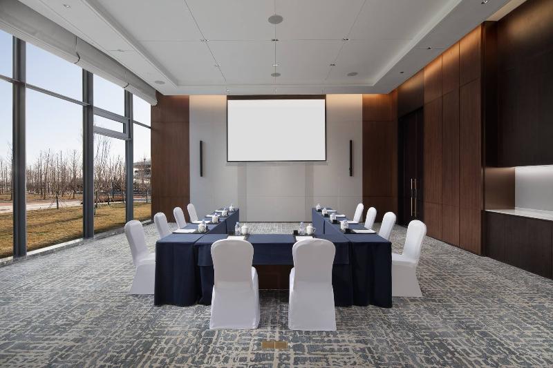 Отель Wyndham Grand Shanxi Xiaohe Xincheng