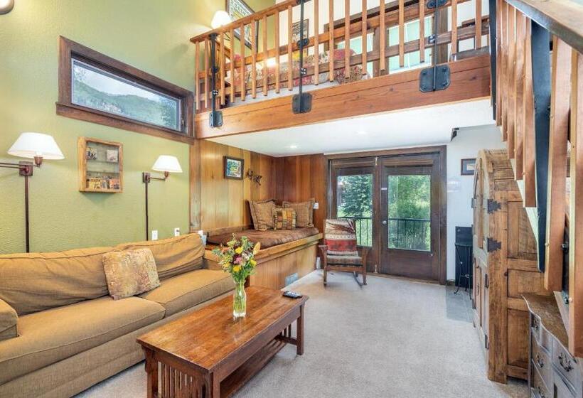 Manitou Lodge 5 Hotel Room By Alpine Lodging Telluride