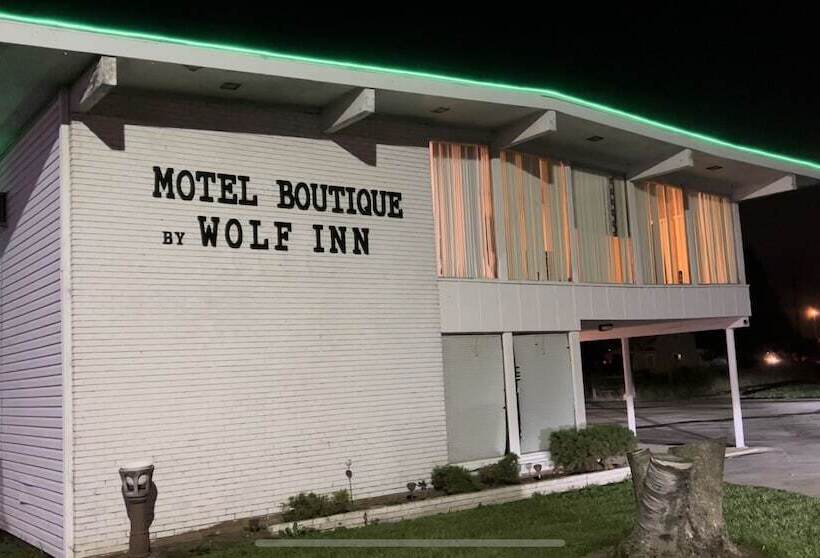 Motel Boutique By Wolf Inn
