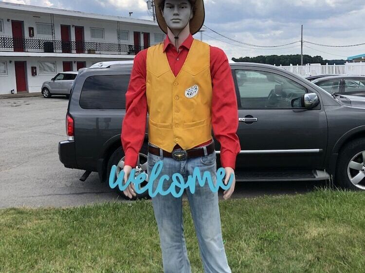 Motel Boutique By Wolf Inn