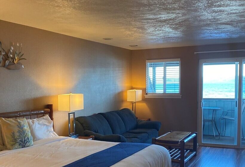 汽车旅馆  Watefront At Potlatch