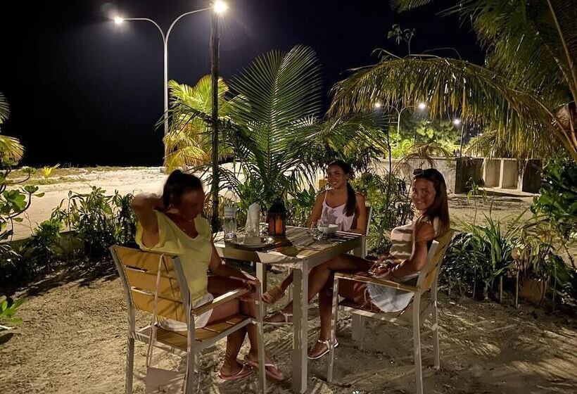 پانسیون Maamadi Boutique