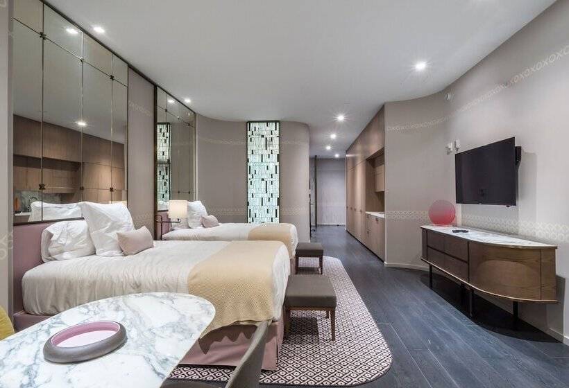 Suites At Sls Lux Brickell Managed By Ce