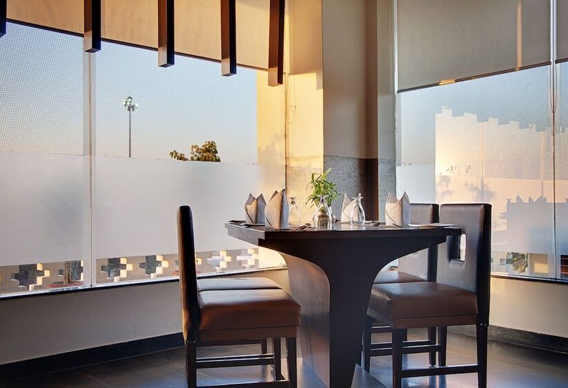 Whispering Palms Hotel Jaipur