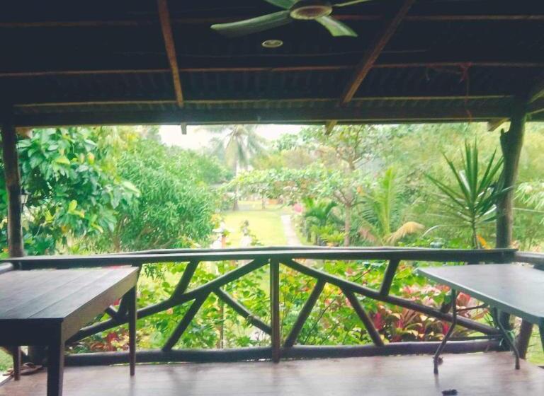 Banlaw Garden Resort