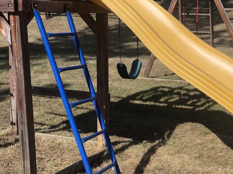 Black Hills Motel At Quail S Crossing