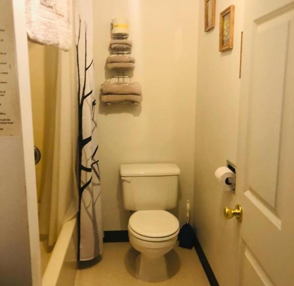 Black Hills Motel At Quail S Crossing