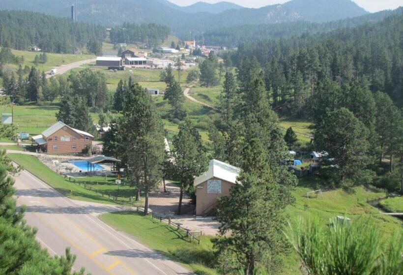 Black Hills Motel At Quail S Crossing
