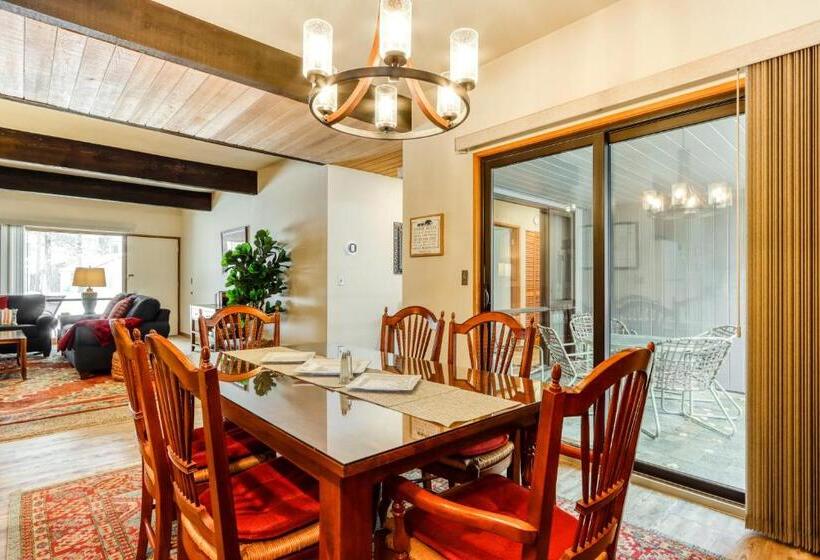 هتل 17 Meadow House