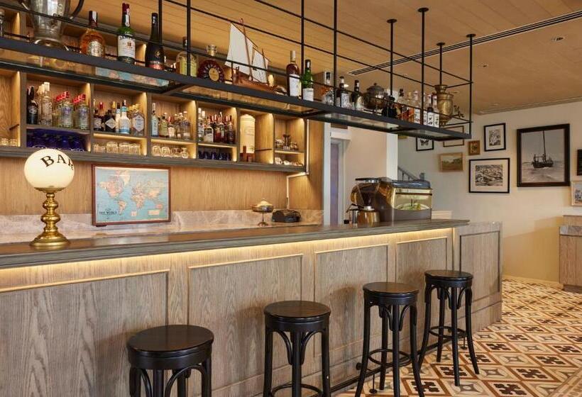 Charras Bhawan Hotel And Residences