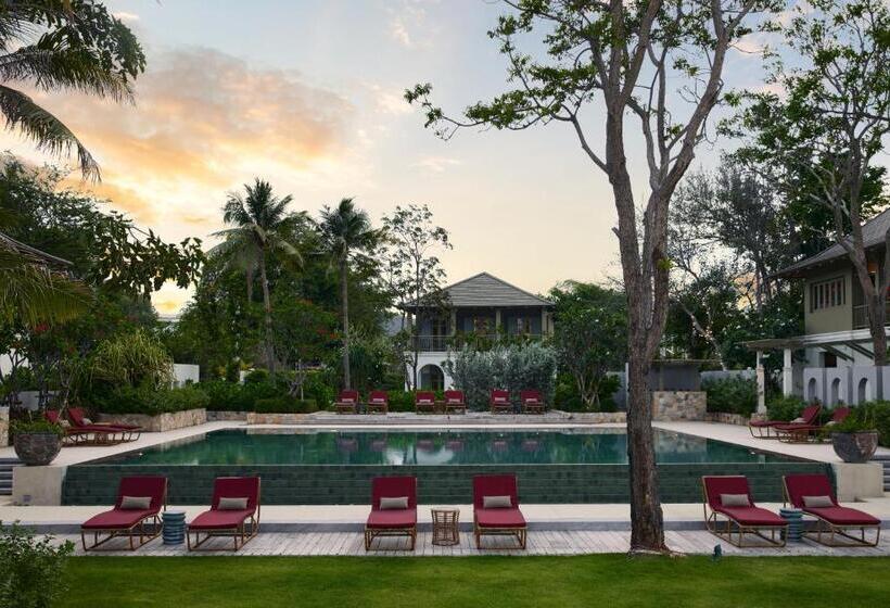 Charras Bhawan Hotel And Residences