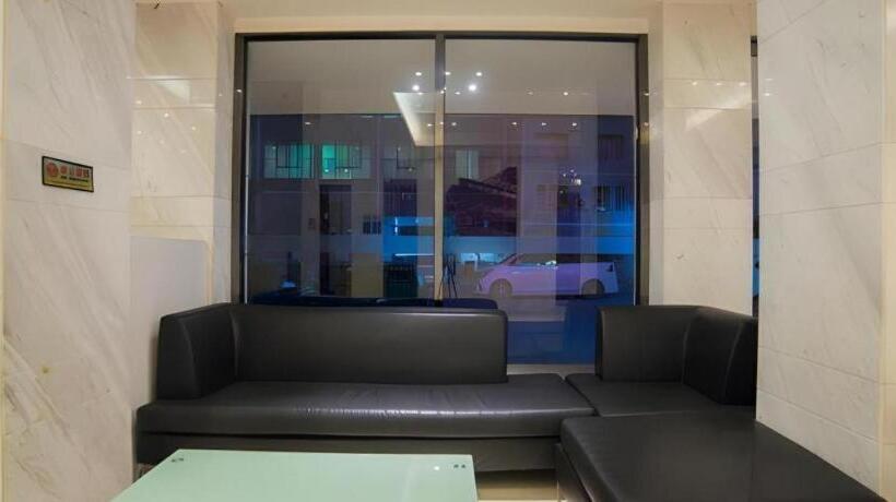 酒店 City Comfort Inn Liuzhou High Speed Railway Station