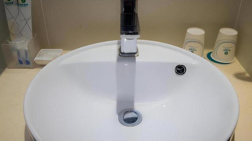 ホテル City Comfort Inn Liuzhou High Speed Railway Station