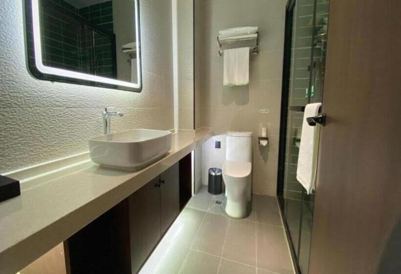 Отель Greentree Inn Express Datong Highspeed Railway Station Wanda Plaza Fangte