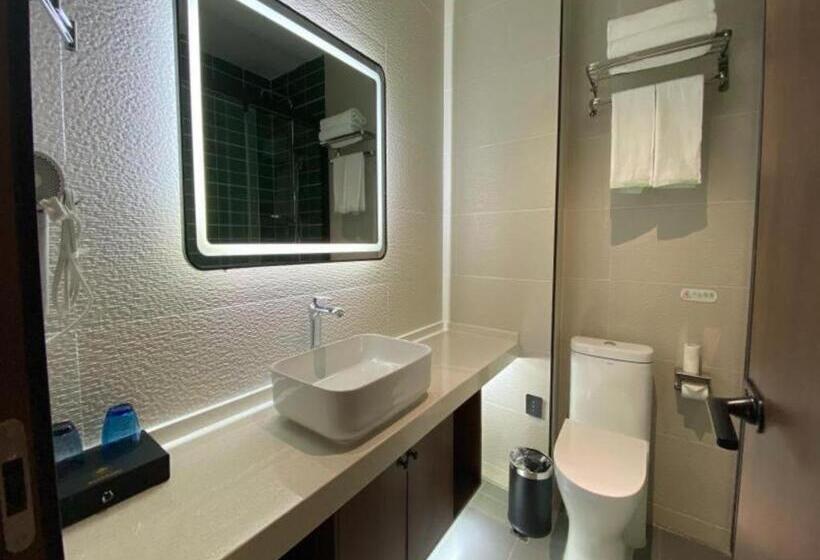 Отель Greentree Inn Express Datong Highspeed Railway Station Wanda Plaza Fangte