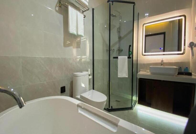 Отель Greentree Inn Express Datong Highspeed Railway Station Wanda Plaza Fangte